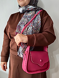 DÜĞME DETAYLI KADIN ÇANTASI