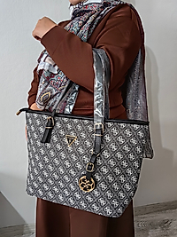 KADIN GENİŞ EL OMUZ ÇANTASI